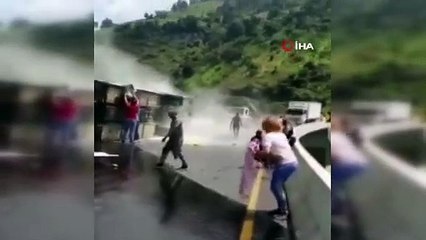 Kolombiya'da yolcu otobüsü devrildi: 6 ölü, 24 yaralı