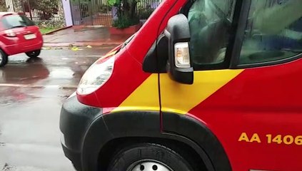 Homem cai de motocicleta no Bairro São Cristóvão