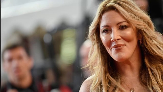 Loana : l'ex candidate de télé-réalité dérape et dévoile sa poitrine sur Instagram !