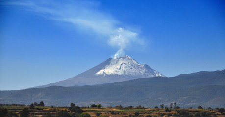 Popocatepetl Volcano’s Impressive Eruption Filmed In Mexico