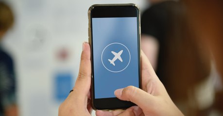 This Is What Really Happens If You Don't Turn On Airplane Mode During A Flight