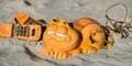 30 Years Later, We Finally Know Why Garfield Telephones Keep Washing Up On French Beaches