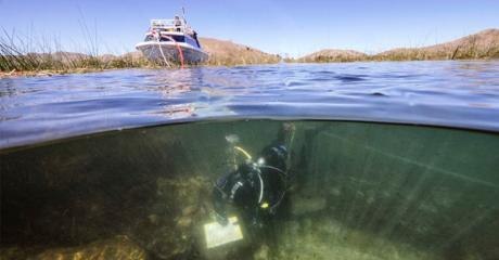 Archaeologists Stunned By Evidence Of A Mysterious Ancient Civilisation At The Bottom Of Lake Titicaca