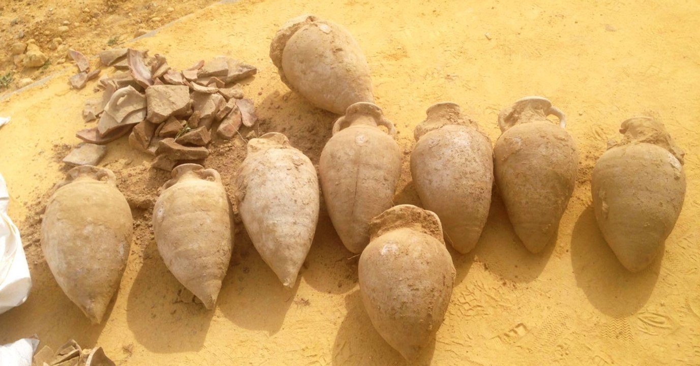 Workmen Found These Pots Whilst Digging... What Was Inside Left Them Speechless