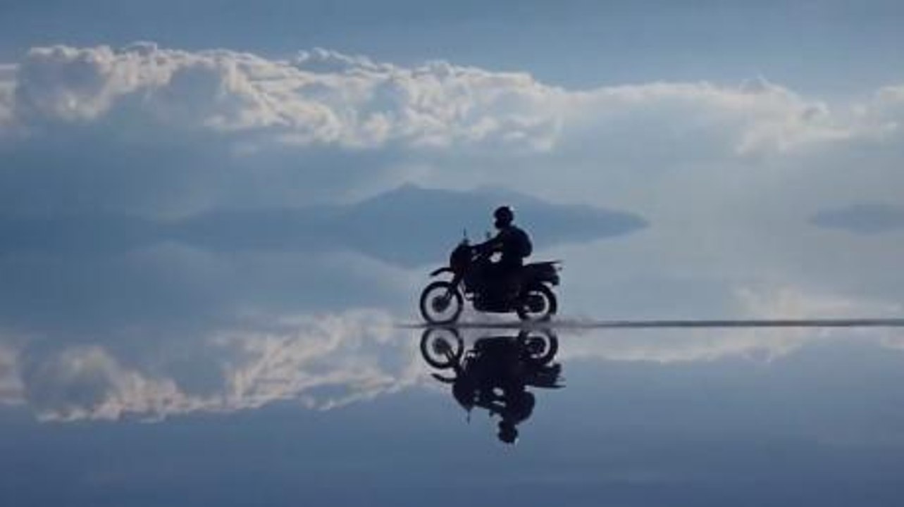 These Bolivian Salt Flats Form The World's Largest Natural Mirror