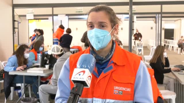 Desciende el ritmo de vacunación en víspera del fin de las mascarillas en exteriores