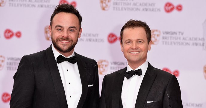 This Is The Emotional Moment Ant And Dec Were Reunited Onstage This Weekend