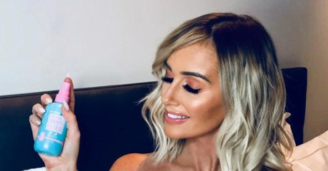 Following Her Break-Up, Fans Are Pointing Out Something Very Strange About Laura Anderson's Latest Picture