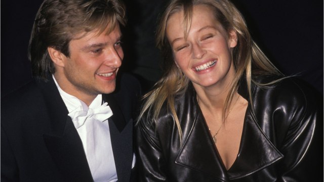 Voici - PHOTO David Hallyday et Estelle Lefébure comblés : leur fille Ilona Smet est enceinte et dévoile son ventre arrondi !