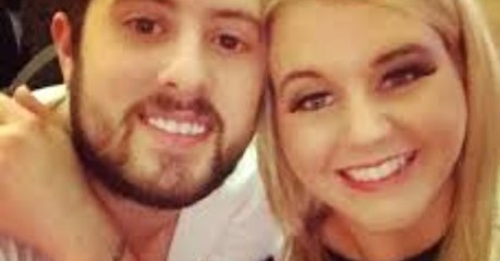 This Engaged Couple Found An Old Picture And Discovered Something Unexpected About Their Past