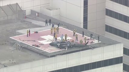 Transplant proceeds after helicopter crashes and medic drops heart on ground