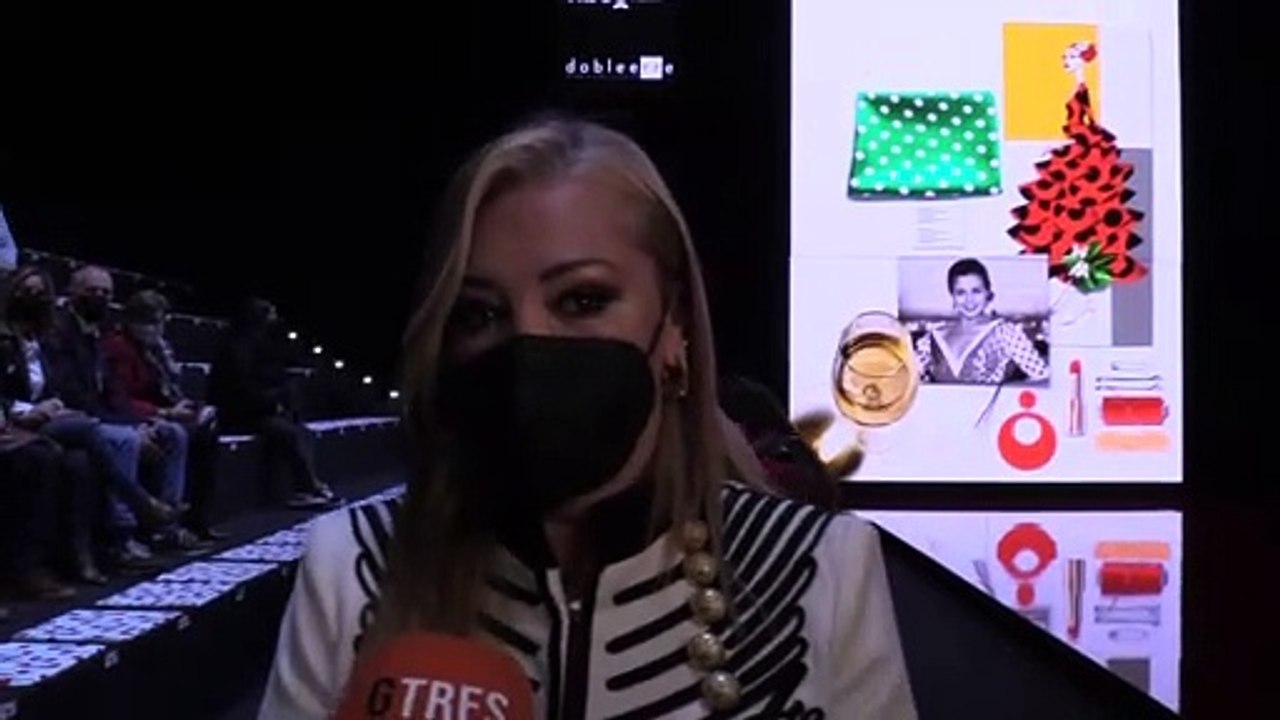 Belén Esteban apoya a Raquel Bollo en su debut como diseñadora de trajes de flamenca. GTRES