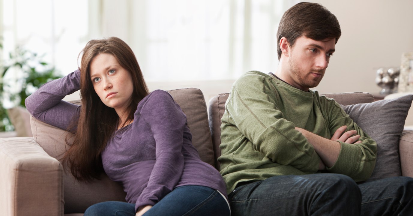 These Are 6 Signs That Can Tell You If You're In A Toxic Relationship