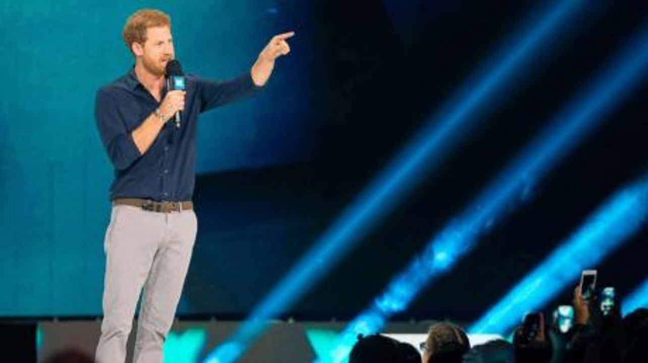 Prince Harry SLAMMED For Passionate Climate Change Speech