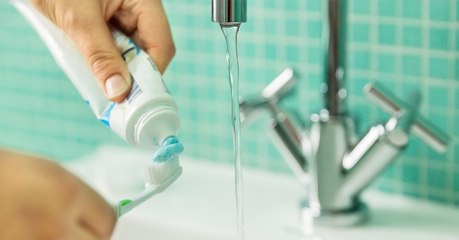 Potentially Carcinogenic Components Have Been Found In Lots Of Toothpastes