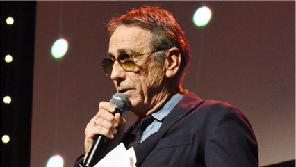 GALA VIDEO - “Irrespectueux” : Alain Chamfort déplore l’accueil des artistes aujourd’hui sur les plateaux télé