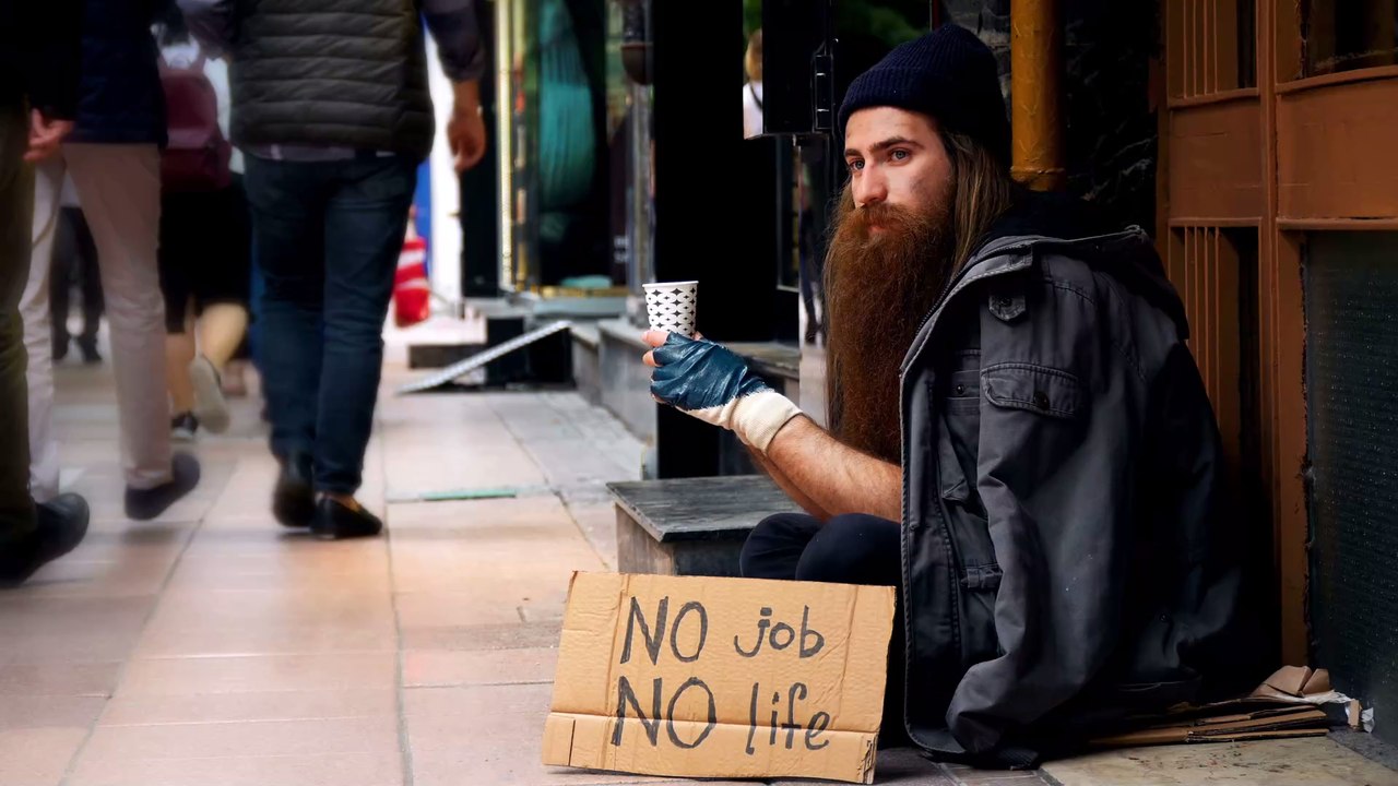 The UK to prioritize COVID-19 vaccination to the homeless