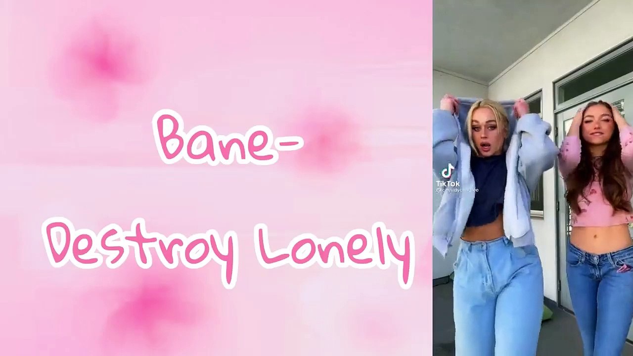 *NEW*--February (11) TikTok mashup 2022--with song names (not clean)