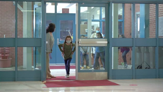 This is how much the French President earns in a month