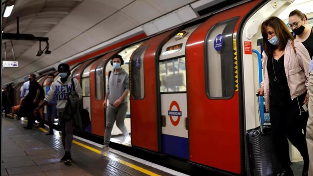 Transport for London staff warned of razors hiding behind COVID conspiracy posters