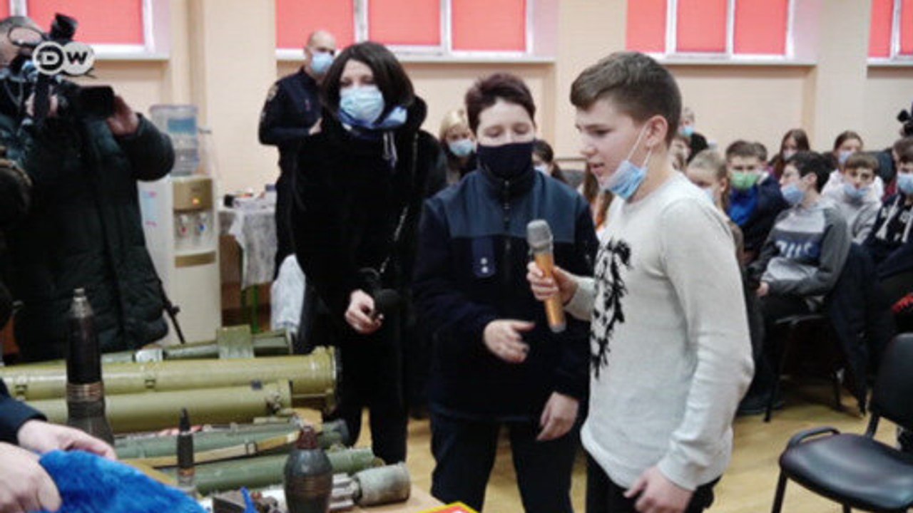 Ukraine: Schulen bereiten Kinder auf Angriffe vor