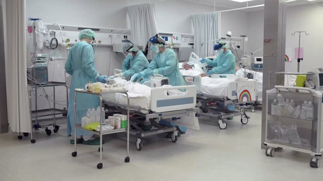 Pill that reduces severe COVID by 50% approved in the UK