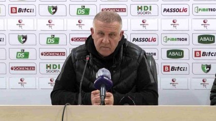 Mesut Bakkal: "Böyle bir maçı 2-2'ye getirmek galibiyet kadar güzel"