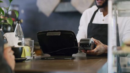 Why you should always ask for a receipt when paying with a bank card