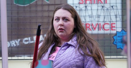 EastEnders' Bernadette Looks Unrecognisable In Romantic Beach Babe Snaps With Boyfriend