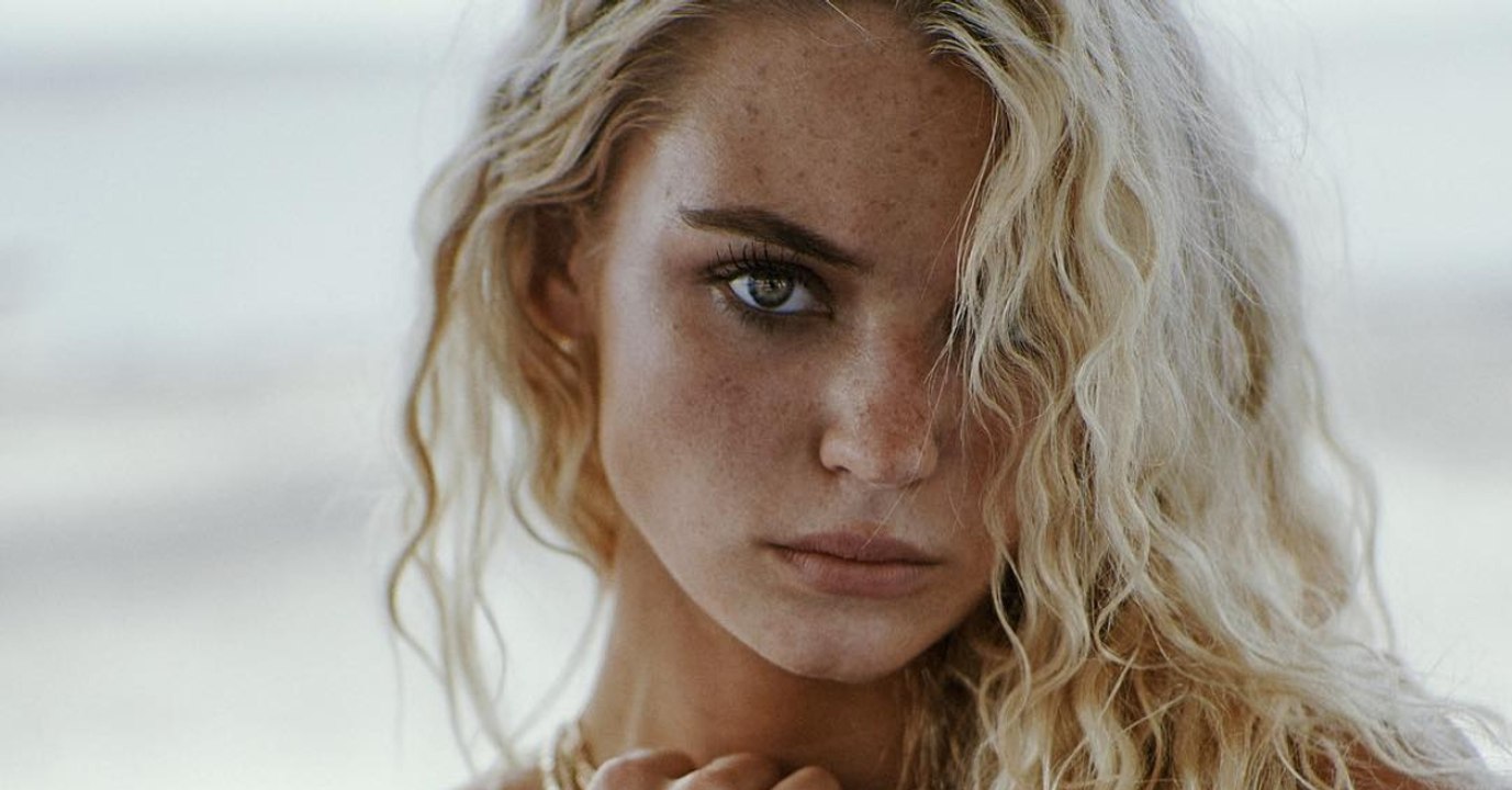 Lucie Donlan's Racy Past Revealed In Controversial Photos - And Not Everyone's Impressed...