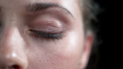 This bizarre method has been proven to get rid of insomnia