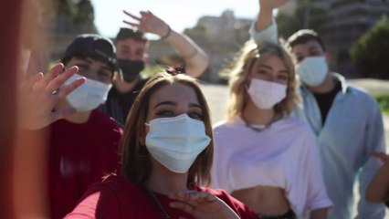 Should you shower in the morning or the evening?