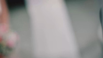 She pumped breast milk at a wedding and the photo went viral