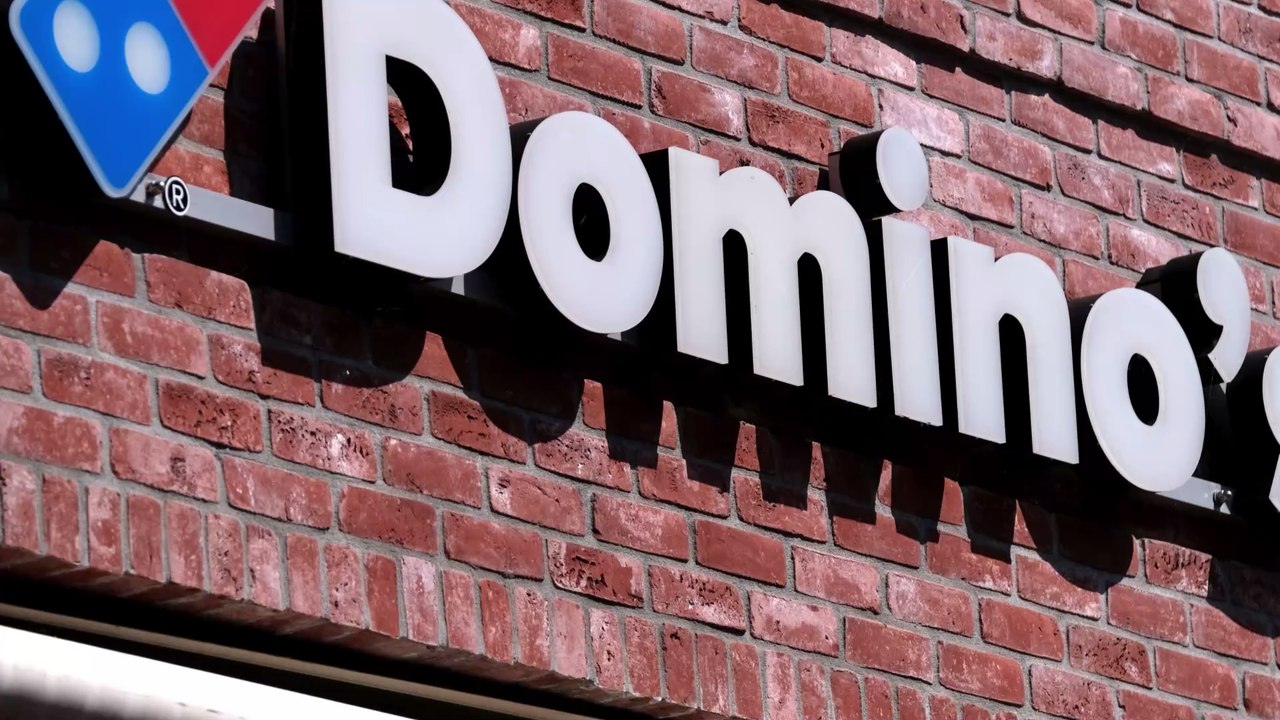Domino's is expanding their menu to include a vegan chicken pizza and nuggets!