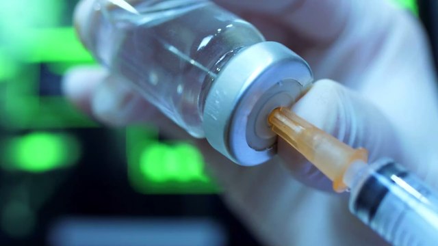 Travellers exposed to Indian variant in airports as flights from India continue to land in the UK