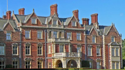 Queen calls for volunteers to work in her Sandringham Gardens