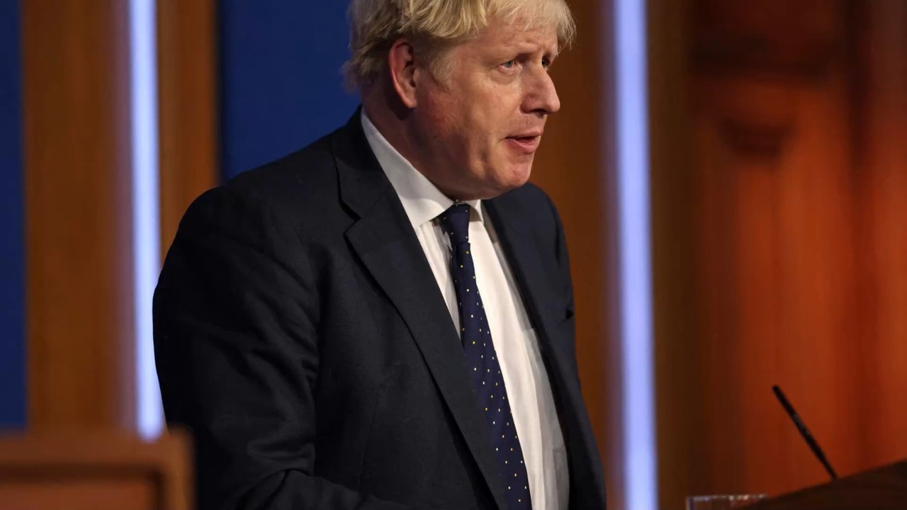 England’s COVID Winter ‘Plan A’ and ‘B’ explained