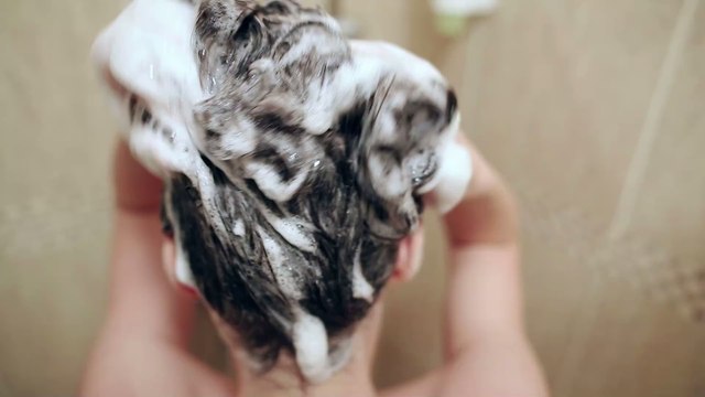 3 mistakes to avoid when washing your hair