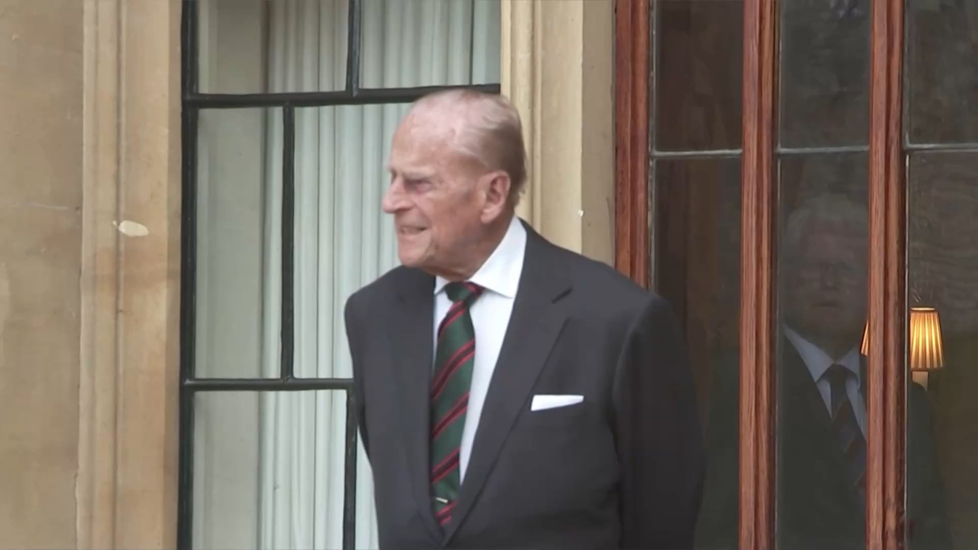 Prince Williams gives vague news of Pince Philip's health
