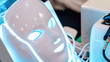 Amazon Black Friday: This LED light therapy mask will do wonders for your skin