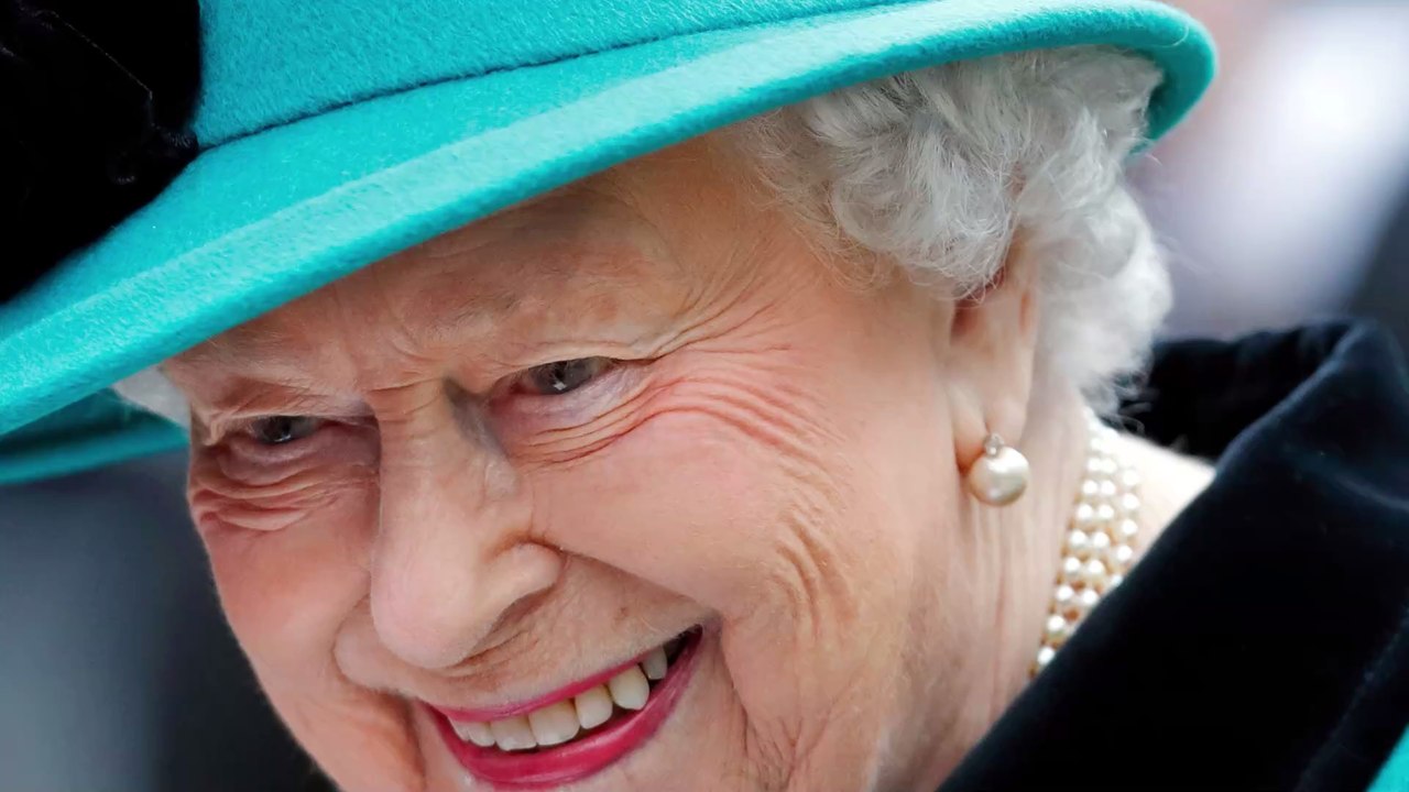 Organised and ready for responsibility? You could be the Queen’s next ...