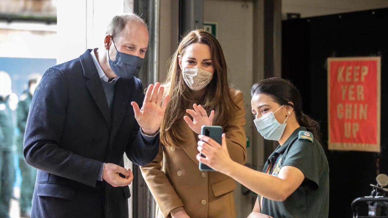 Shoppers are going wild for Kate Middleton's green Zara blazer