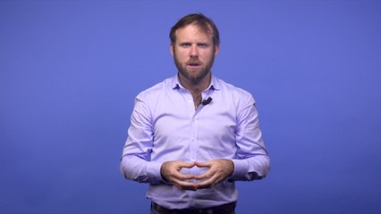 Un chroniqueur de TPMP se confie sur sa relation intime avec Brigitte Macron !