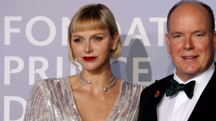 Stéphanie de Monaco copie la coupe garçonne de Charlène !