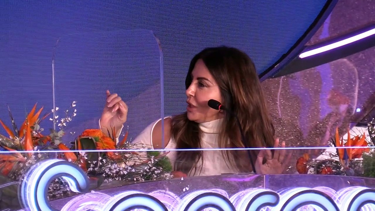 Sanremo 2022, tutte le battute irresistibili di Sabrina Ferilli in risposta ai giornalisti