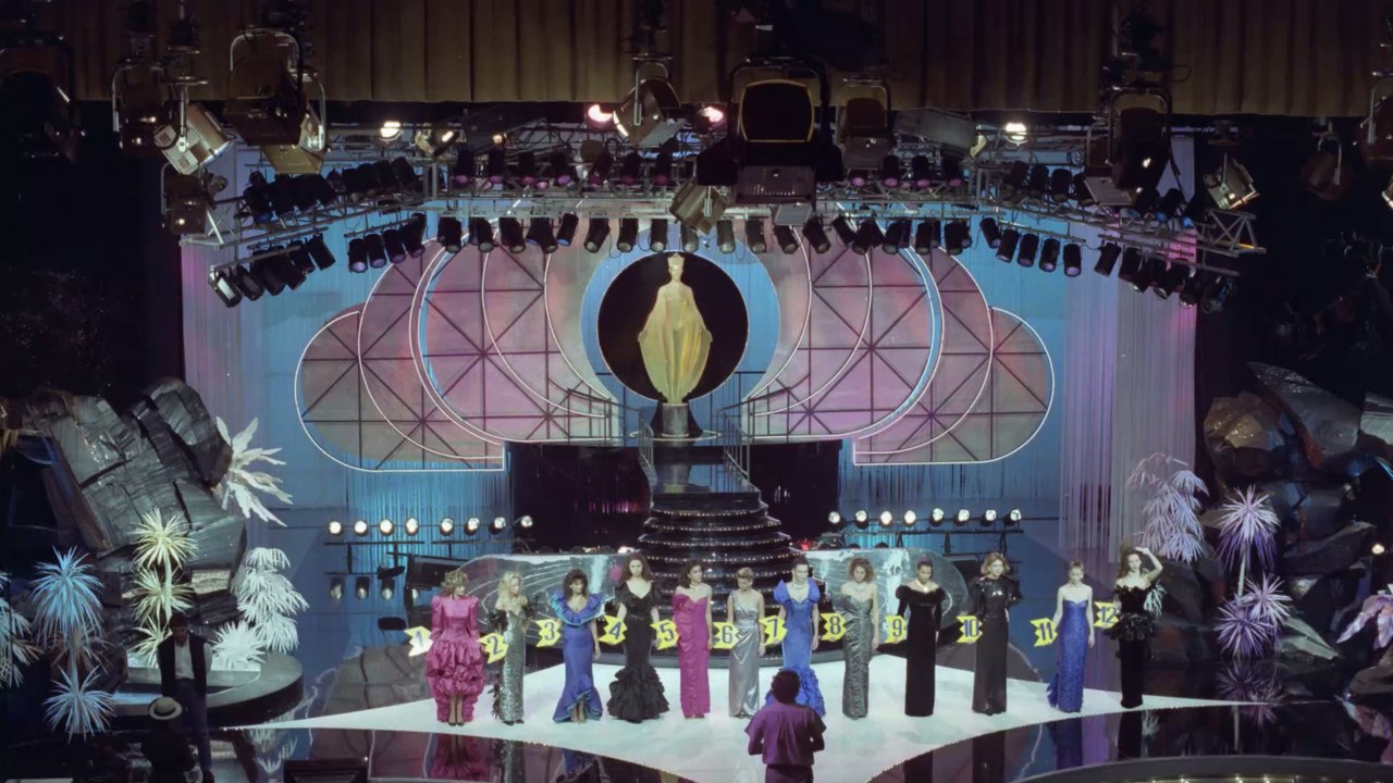 Miss France : Geneviève de Fontenay balance sur l'élection truquée de Nathalie Marquay