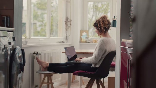 Pourquoi ne pas aimer les gens est un signe d’intelligence ?