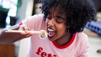 Voici ce qui peut vous arriver quand vous mangez trop de sushis, et c'est écoeurant