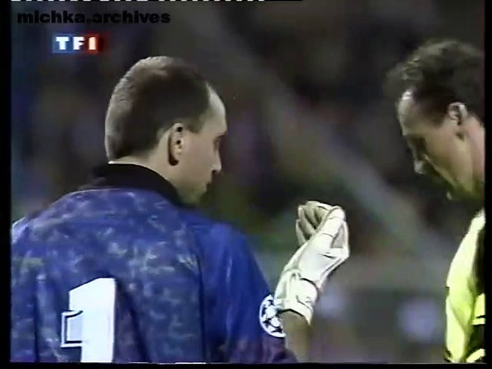 AUXERRE  -  DORTMUND    -  1997  -   2E  -