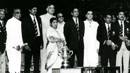 Lata Mangeshkar ने जब की थी BCCI की Help, तब मिला थी Cricketers को पैसा | Boldsky
